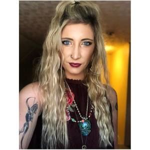 Meet your Posher, Jackie